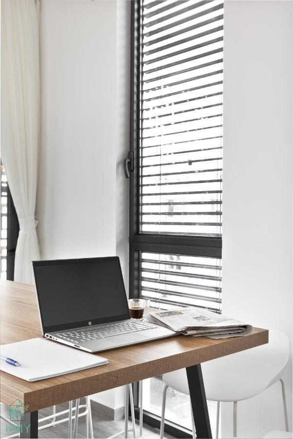 White City Eclectic Design Apartments By Homy Tel Aviv-Jaffa Exterior foto