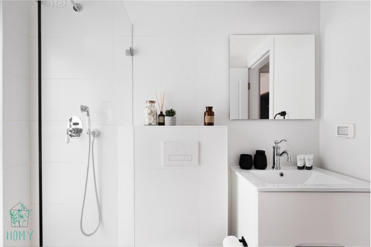White City Eclectic Design Apartments By Homy Tel Aviv-Jaffa Exterior foto